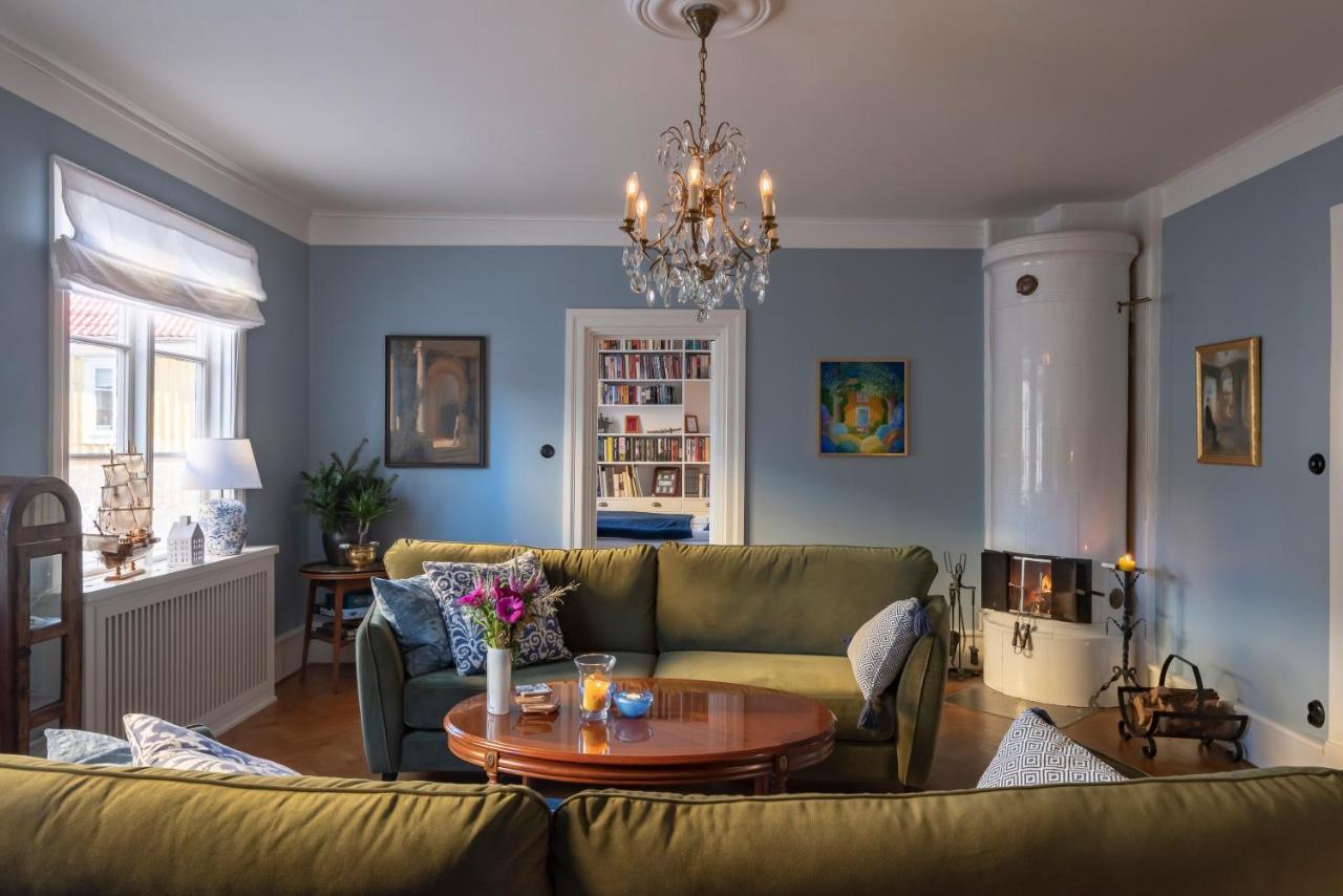 Fregatten Bed & Breakfast カールスクルーナ エクステリア 写真