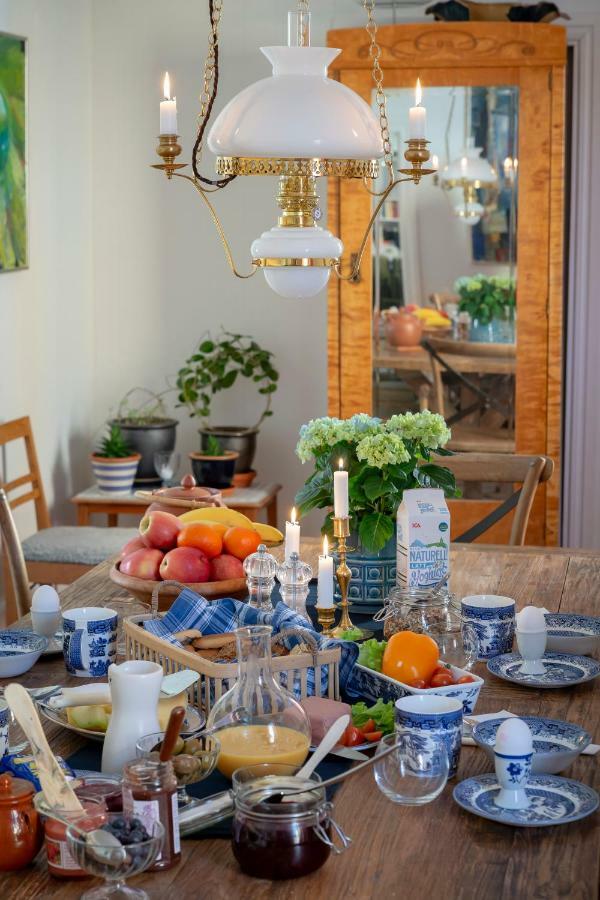 Fregatten Bed & Breakfast カールスクルーナ エクステリア 写真